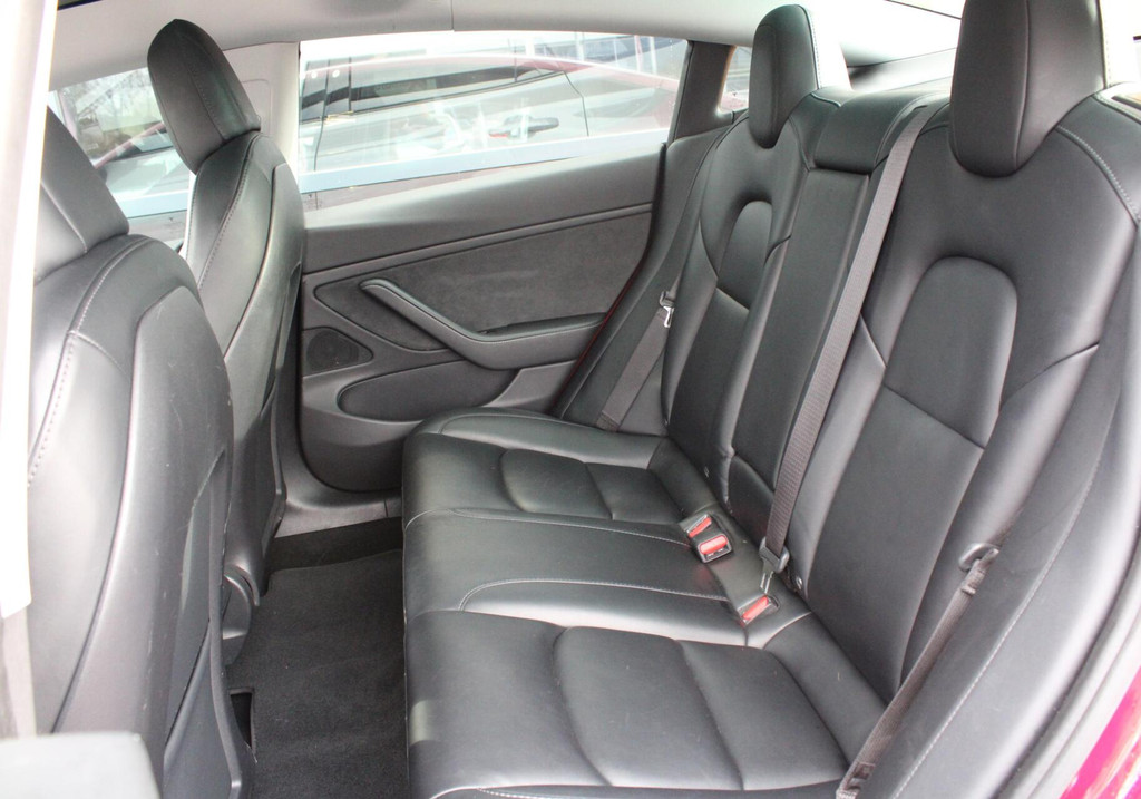 Tesla Model 3 AWD (K333HJ) met abonnement