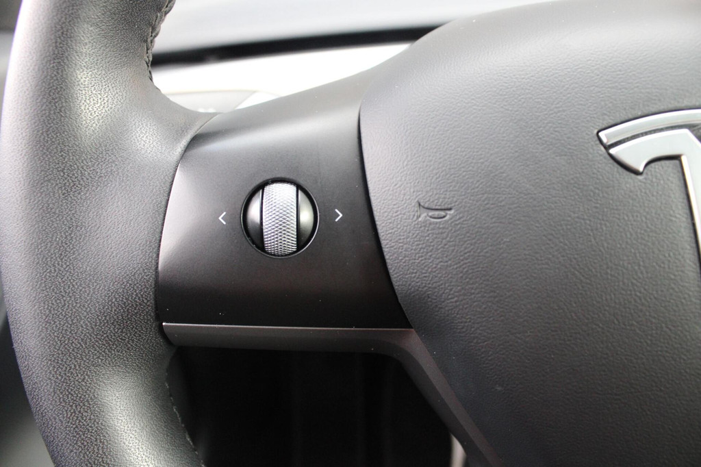 Tesla Model 3 AWD (K333HJ) met abonnement