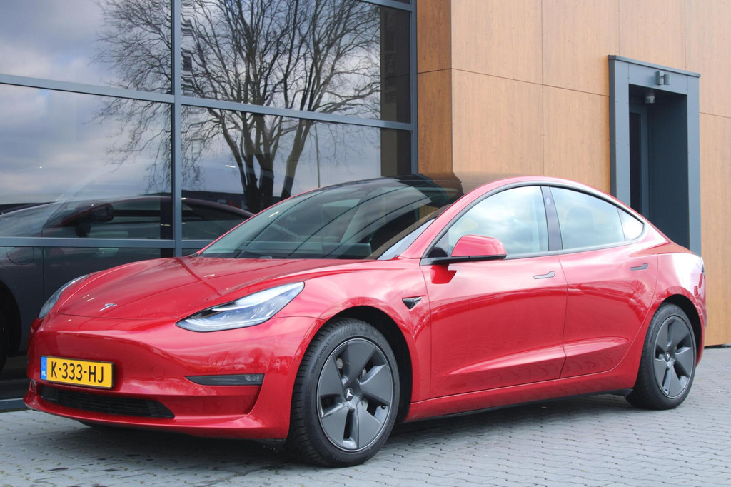 Tesla Model 3 AWD (K333HJ) met abonnement