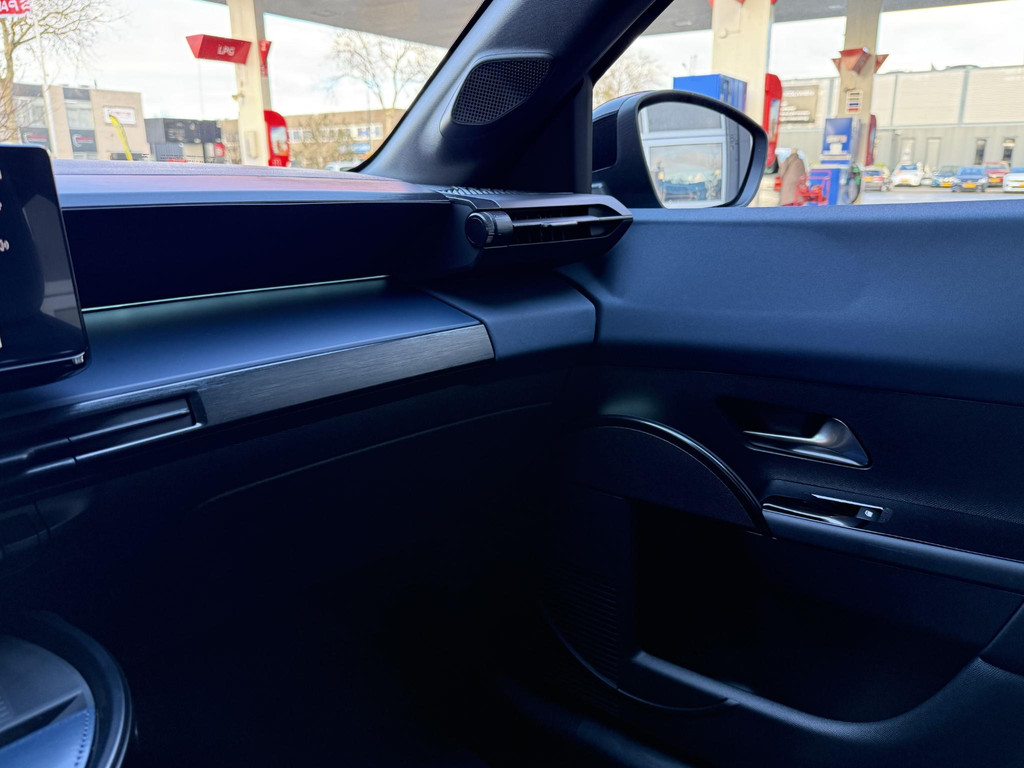 Lancia Ypsilon (JTX39H) met abonnement