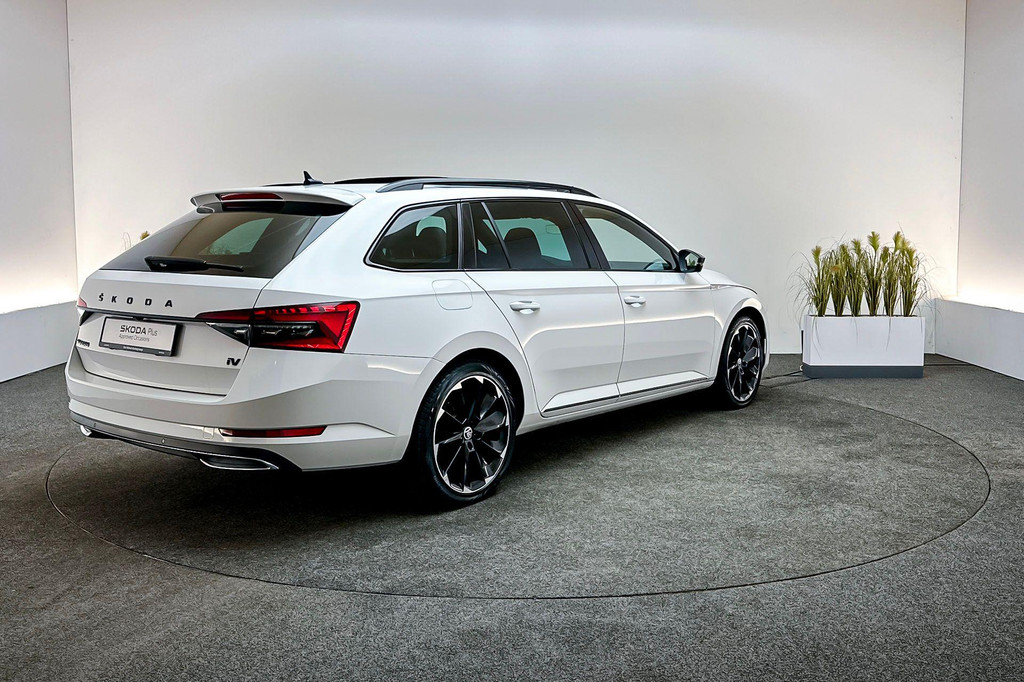 ŠKODA Superb (JVH83J) met abonnement
