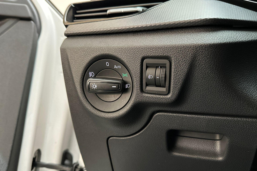 ŠKODA Scala (L741HH) met abonnement