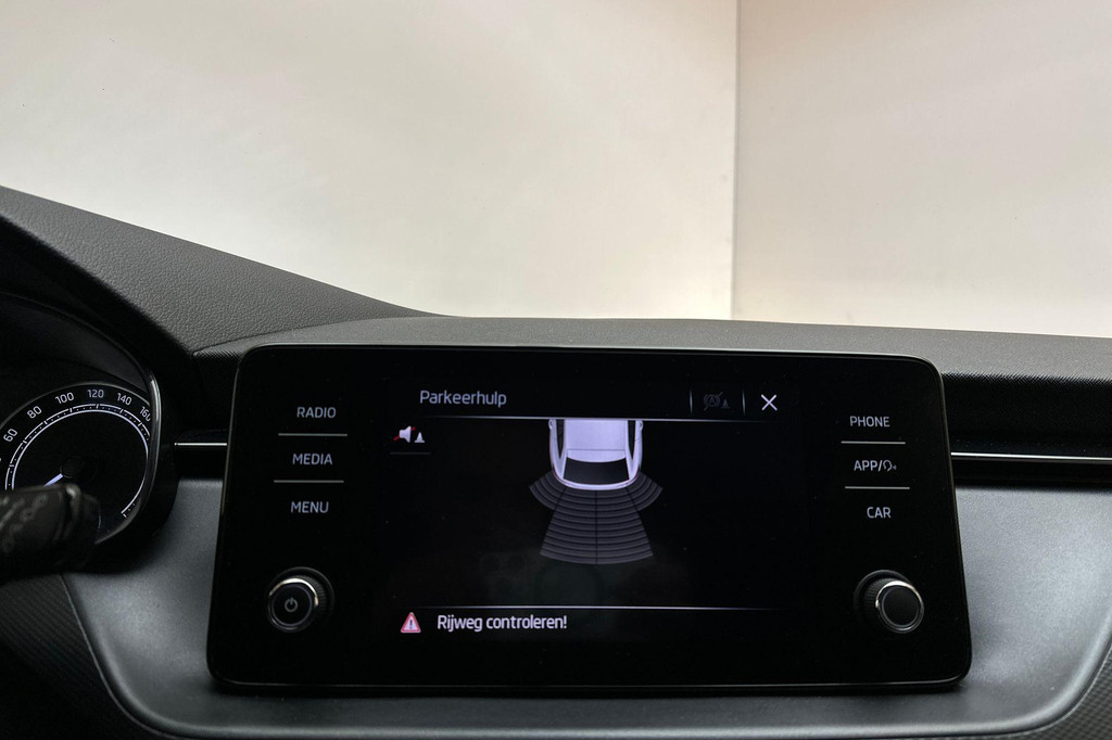 ŠKODA Scala (L741HH) met abonnement