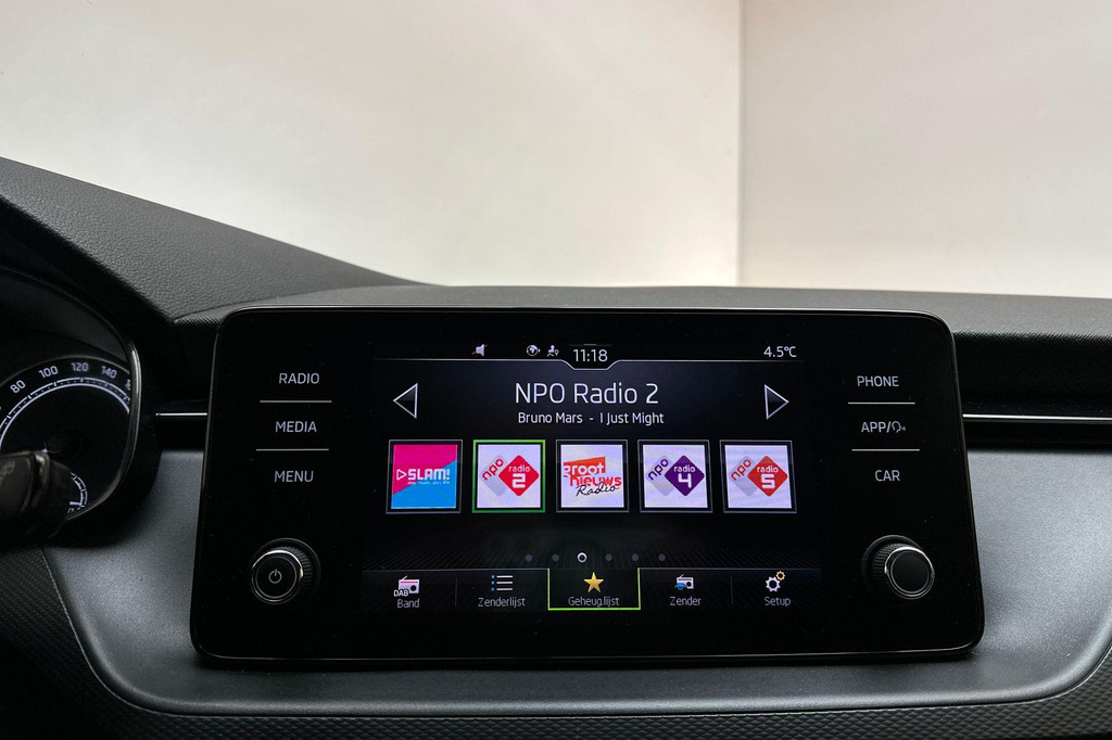 ŠKODA Scala (L741HH) met abonnement