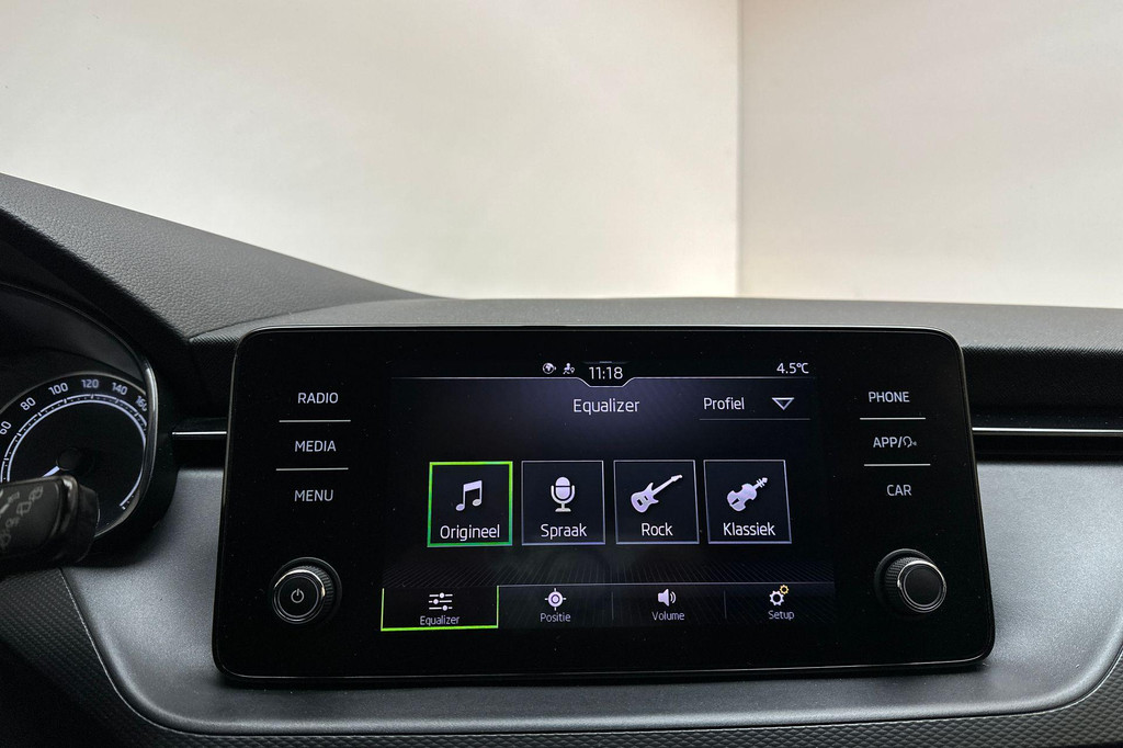 ŠKODA Scala (L741HH) met abonnement