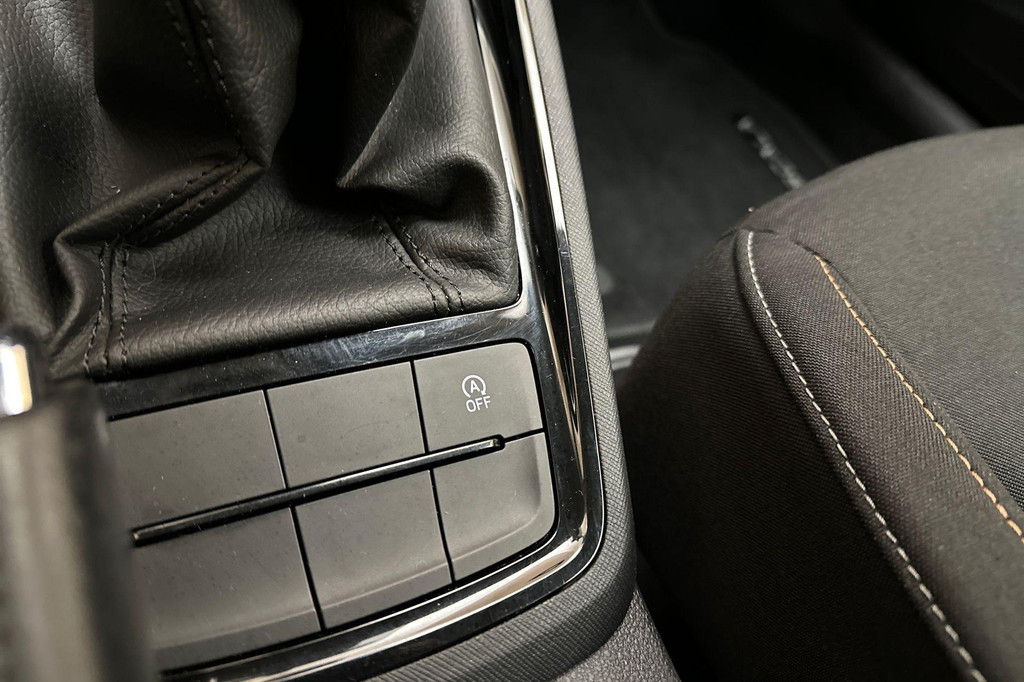 ŠKODA Scala (L741HH) met abonnement