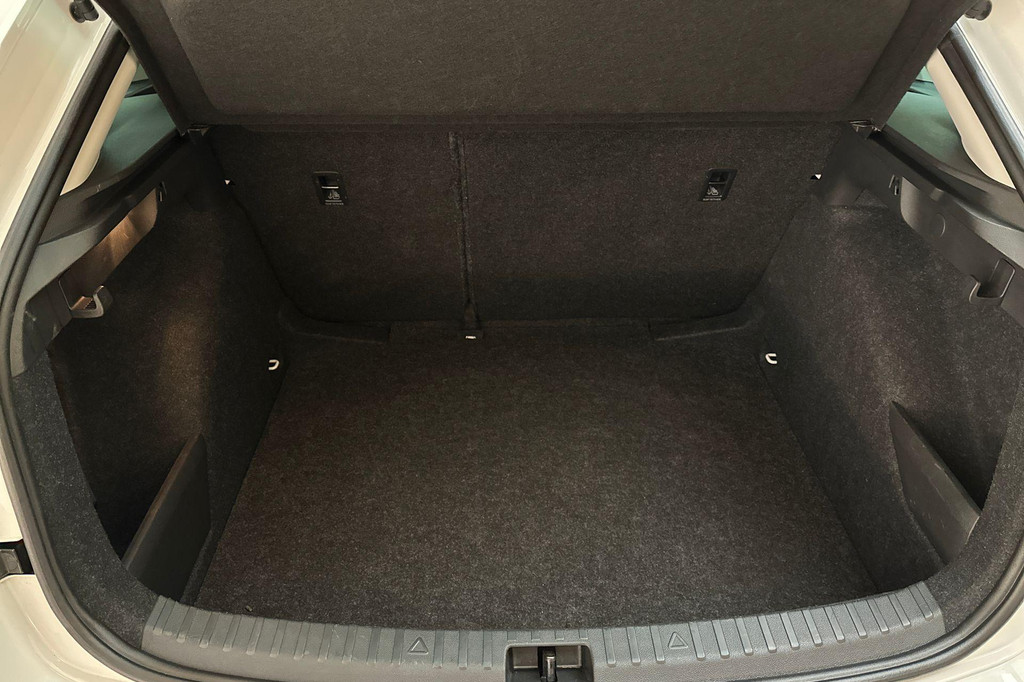 ŠKODA Scala (L741HH) met abonnement