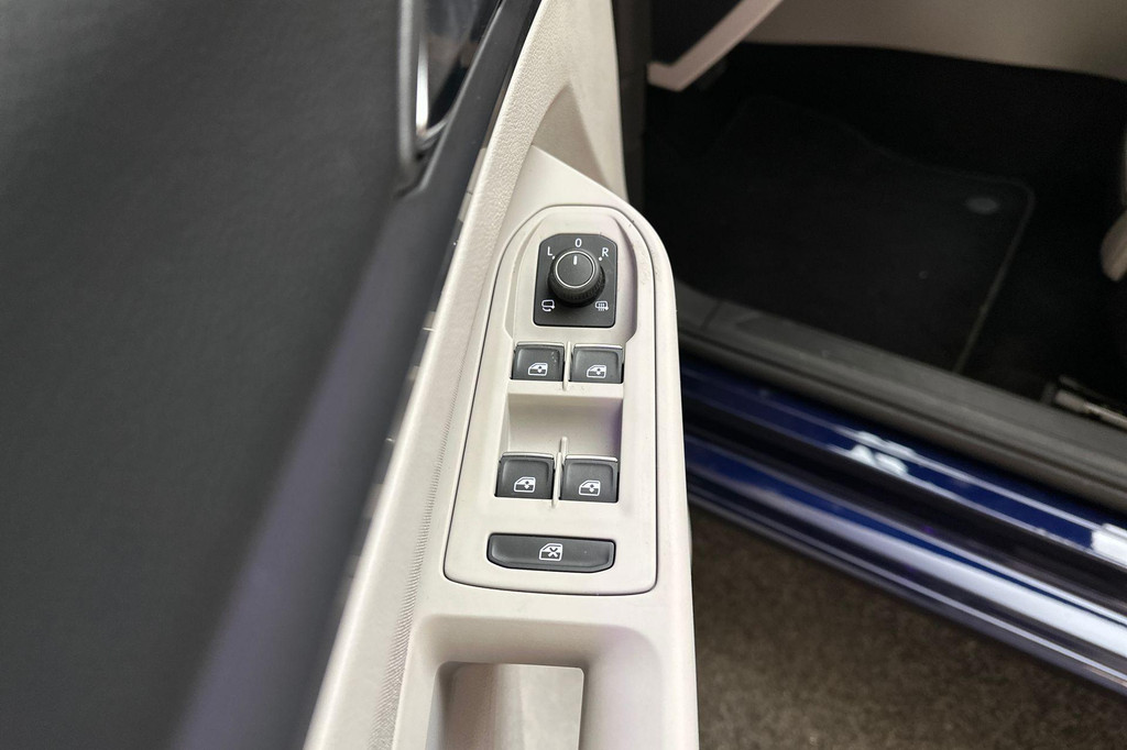 Volkswagen Golf (JVK27R) met abonnement