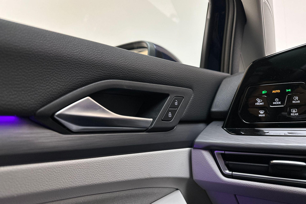 Volkswagen Golf (JVK27R) met abonnement