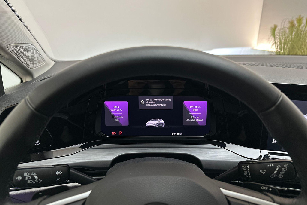 Volkswagen Golf (JVK27R) met abonnement