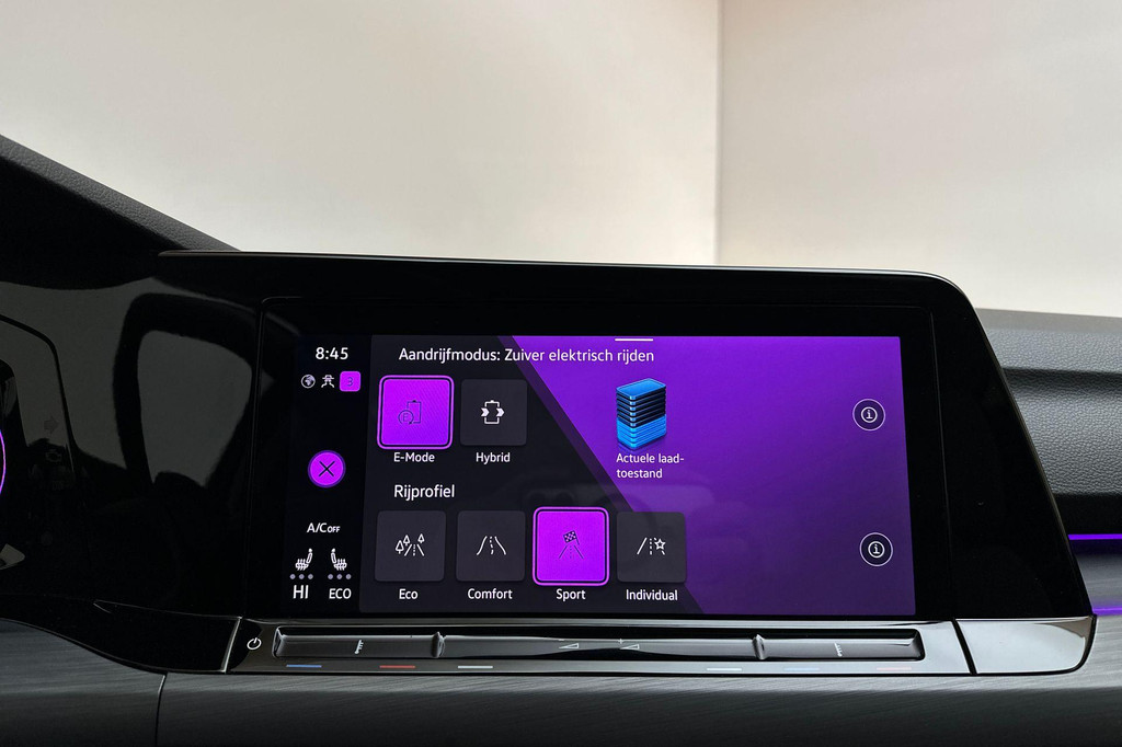 Volkswagen Golf (JVK27R) met abonnement