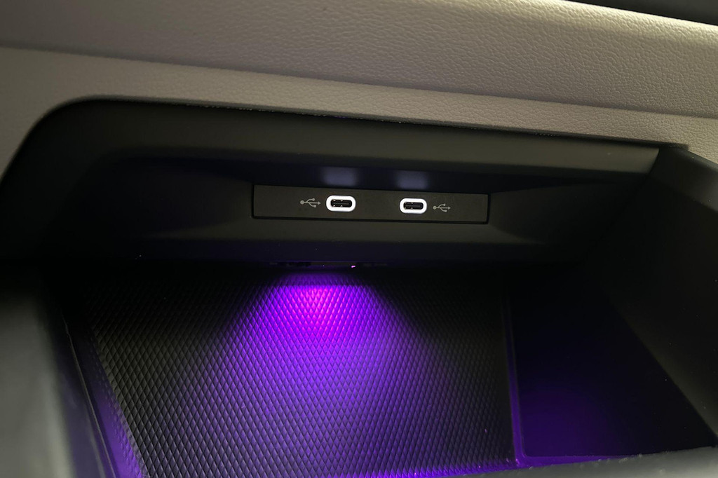 Volkswagen Golf (JVK27R) met abonnement