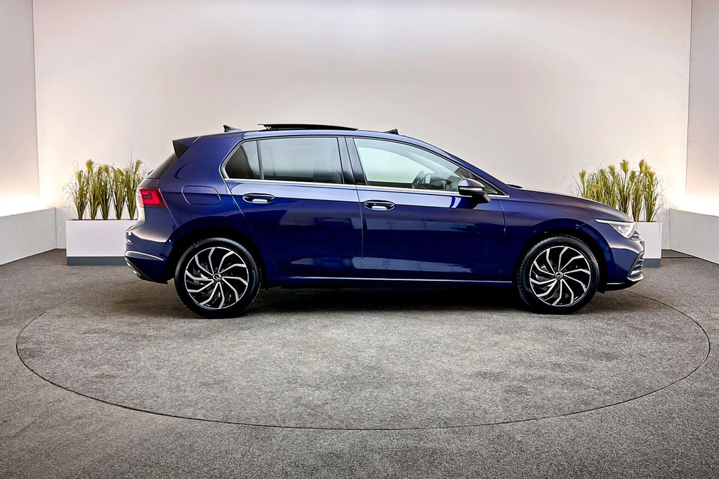 Volkswagen Golf (JVK27R) met abonnement