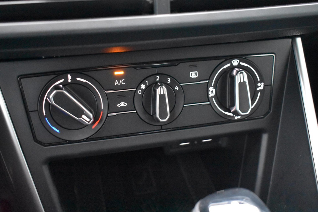 Volkswagen Polo (T245FB) met abonnement