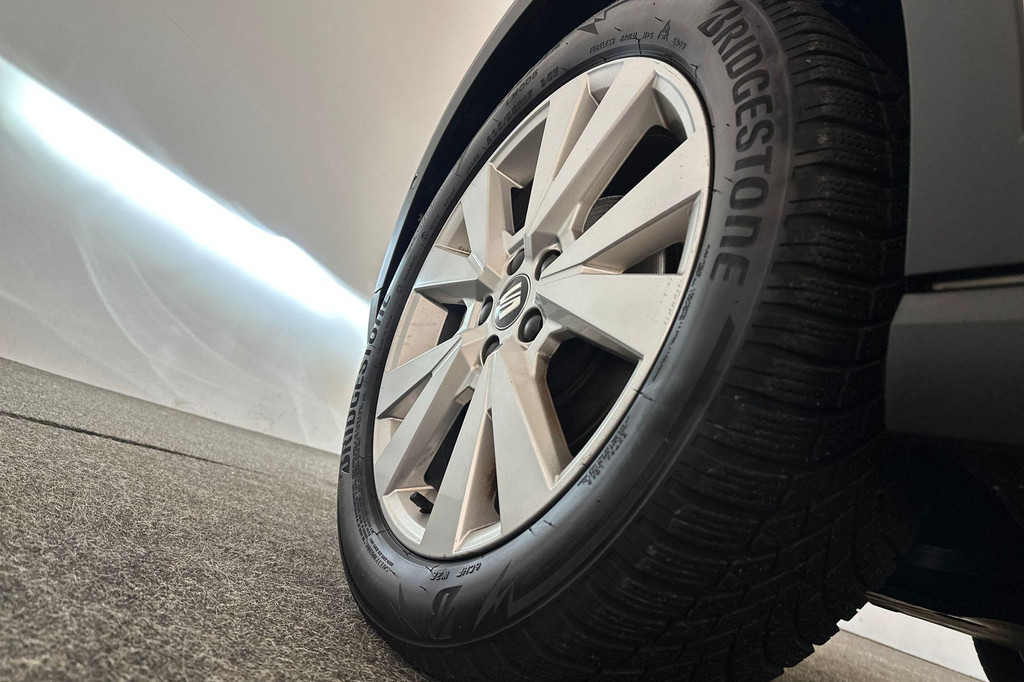 Seat Arona (J019VH) met abonnement