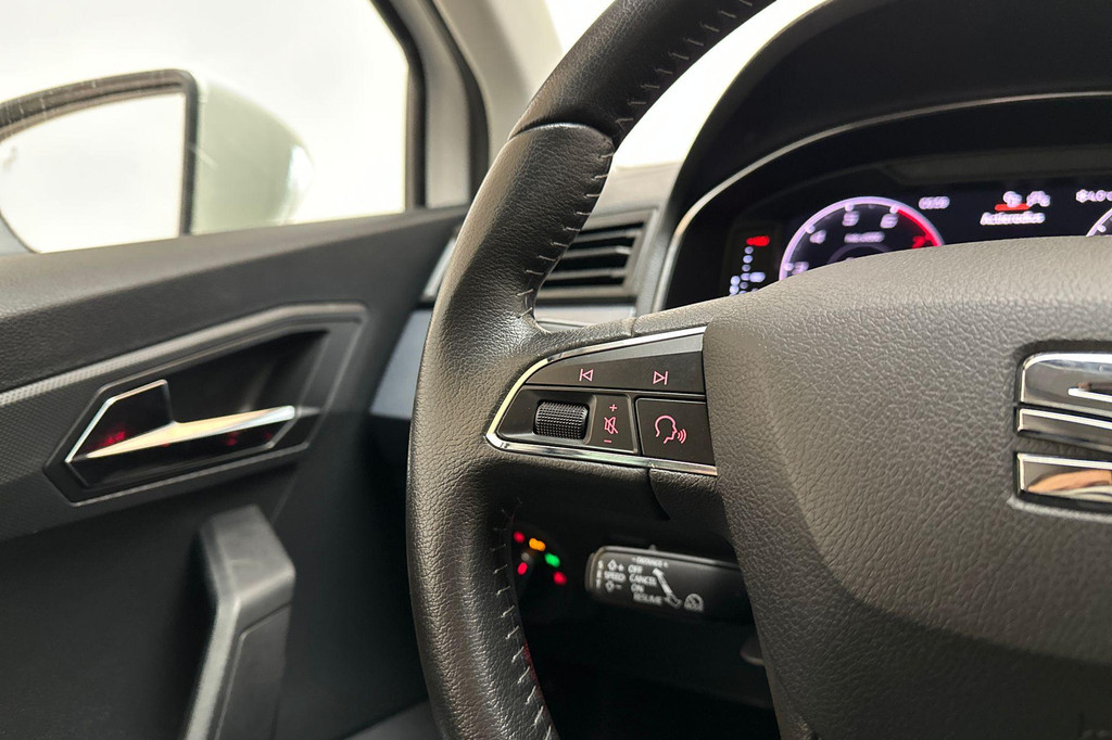 Seat Arona (J019VH) met abonnement