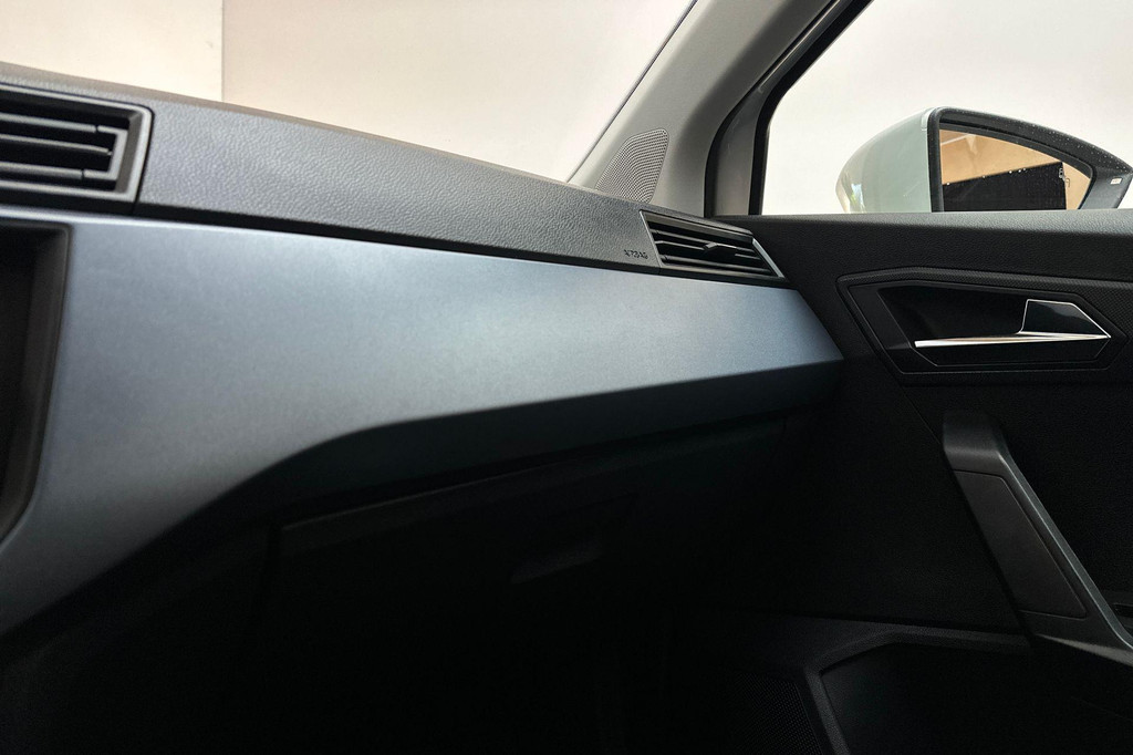 Seat Arona (J019VH) met abonnement