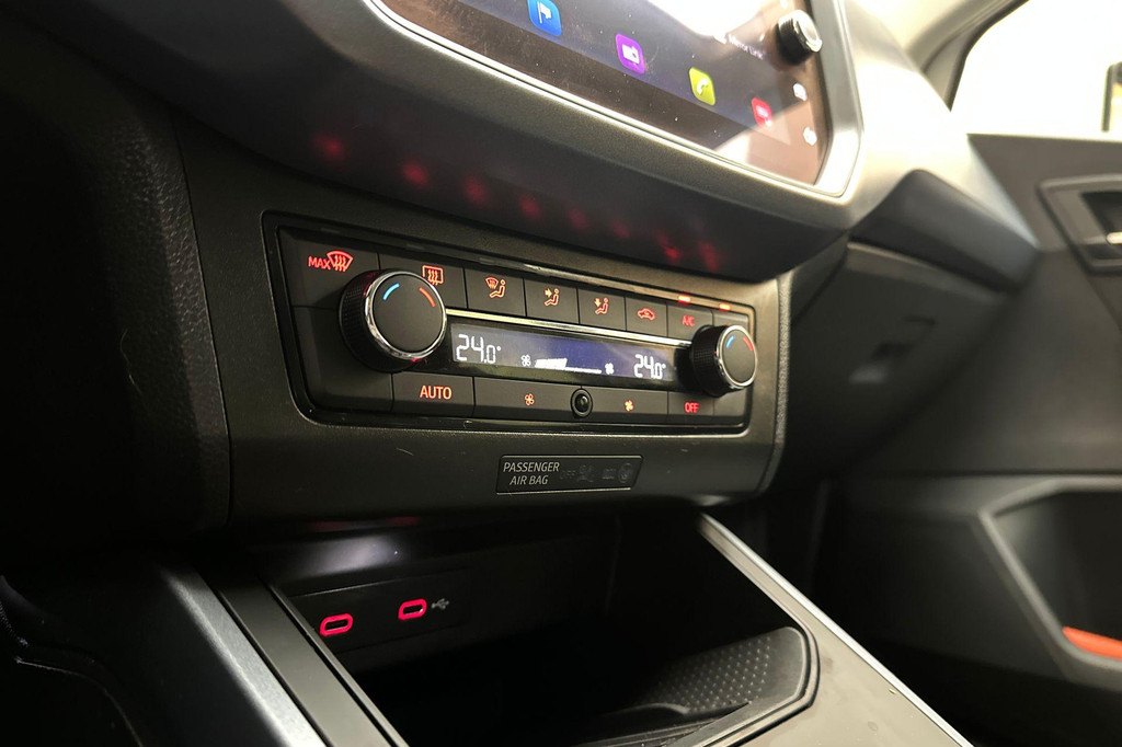 Seat Arona (J019VH) met abonnement