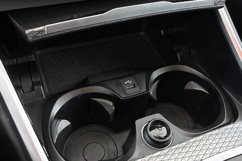 BMW 3 Serie touring (JVL30P) met abonnement