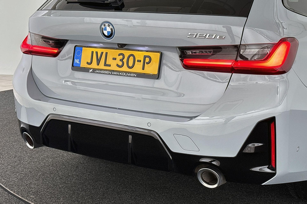 BMW 3 Serie touring (JVL30P) met abonnement