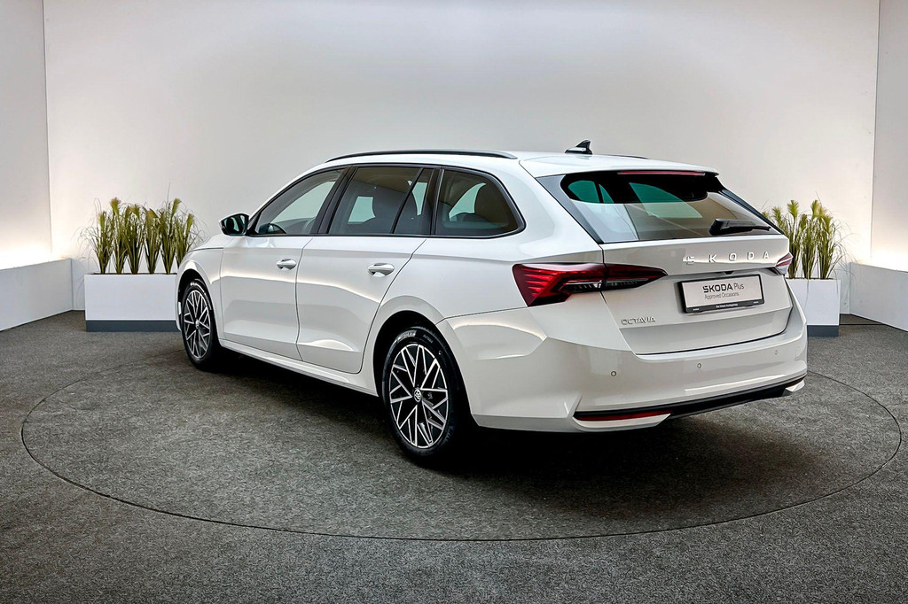 ŠKODA Octavia (JPV75P) met abonnement