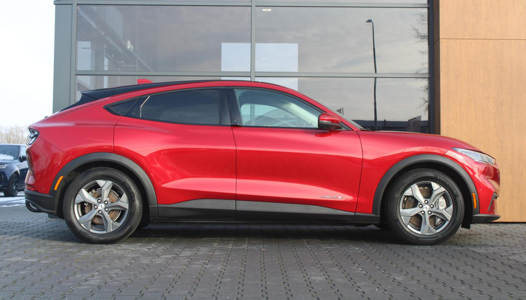 Ford Mustang Mach-E (N185TV) met abonnement