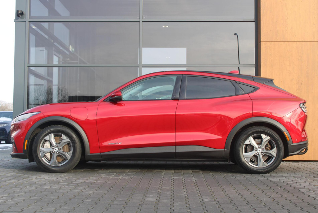 Ford Mustang Mach-E (N185TV) met abonnement