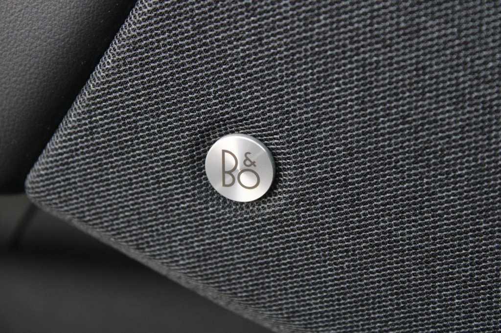 Ford Mustang Mach-E (N185TV) met abonnement