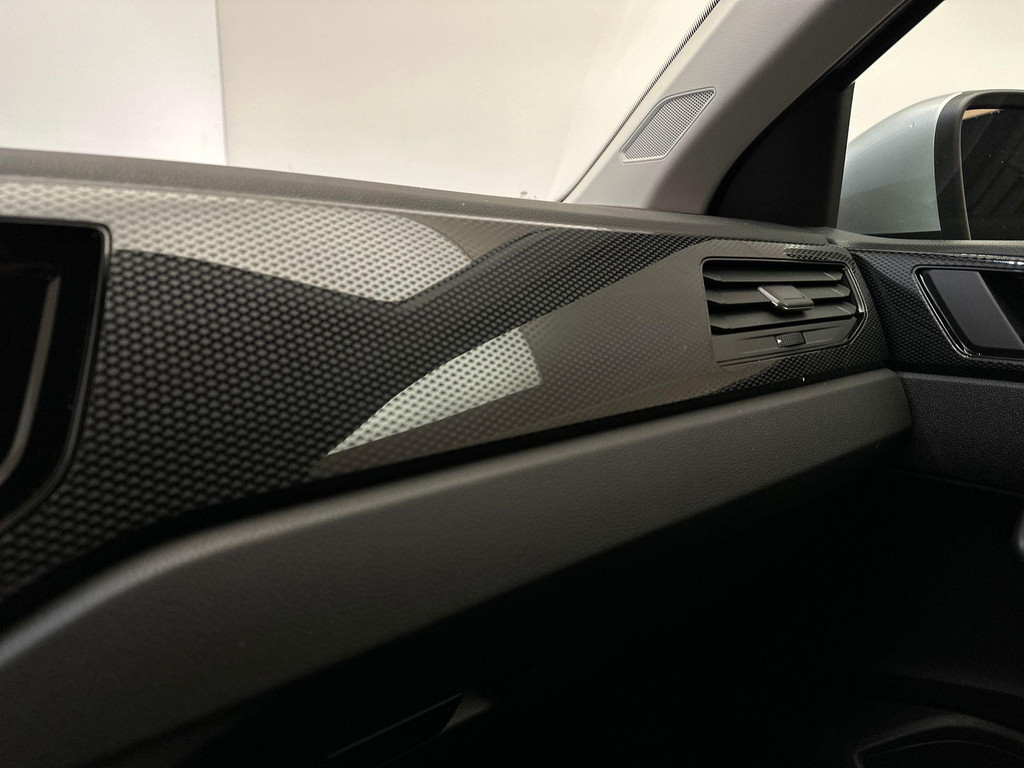 Volkswagen Taigo (JSJ16P) met abonnement