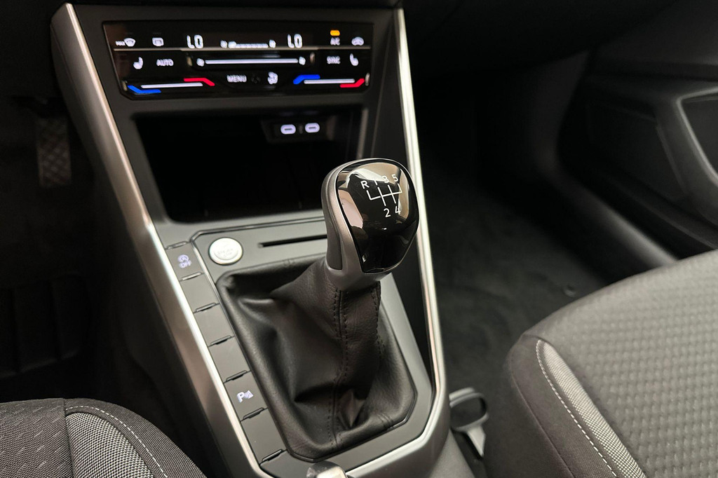 Volkswagen Taigo (JSJ16P) met abonnement