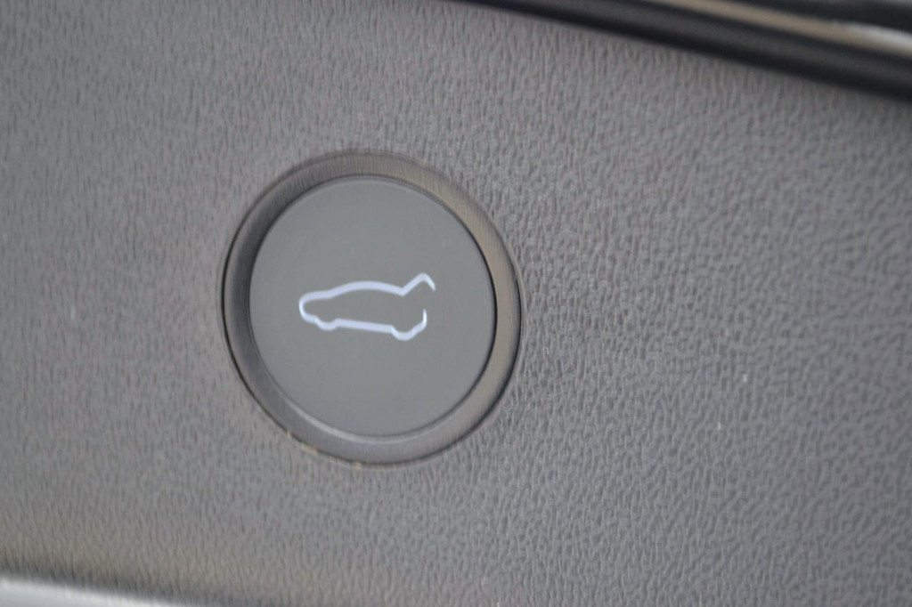 Tesla Model 3 AWD (K116FT) met abonnement