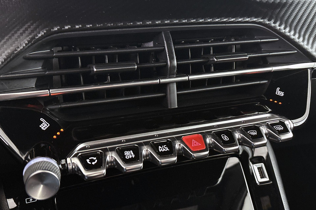 Peugeot e-2008 (R041TK) met abonnement