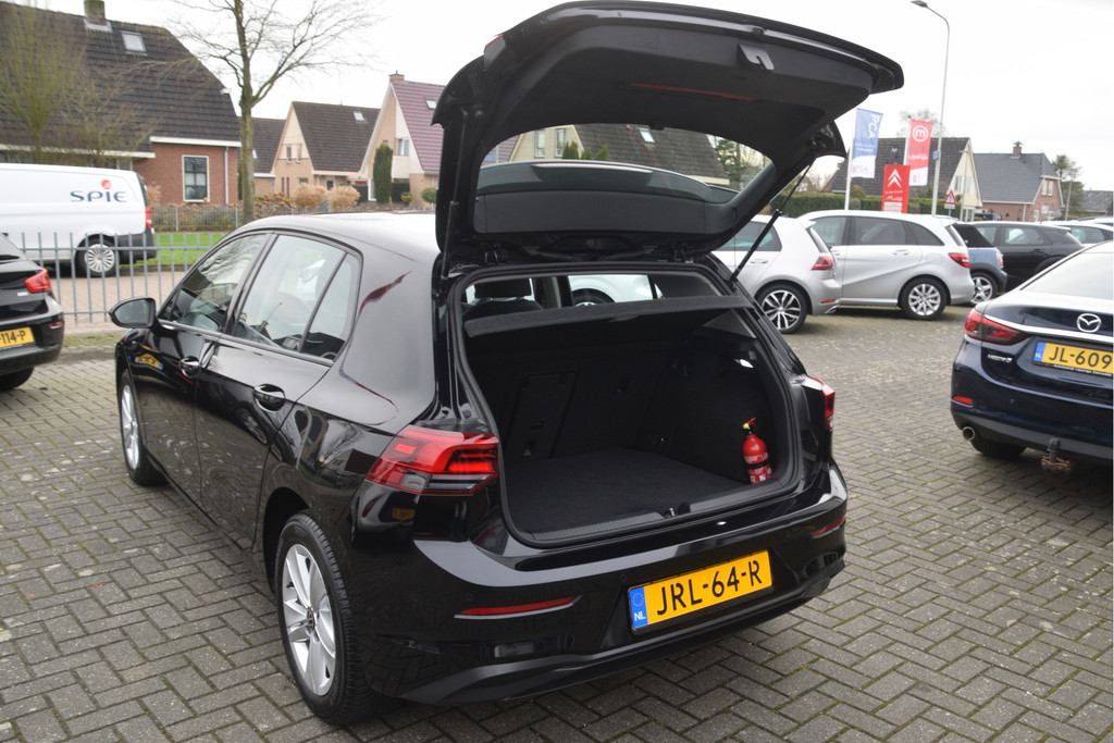 Volkswagen Golf (JRL64R) met abonnement