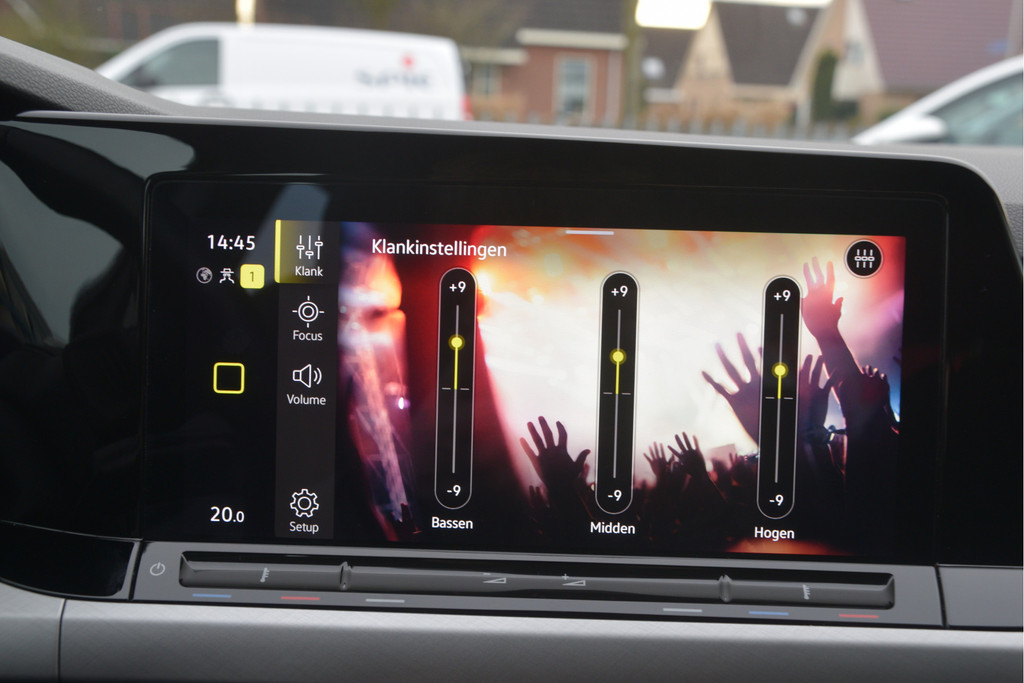 Volkswagen Golf (JRL64R) met abonnement