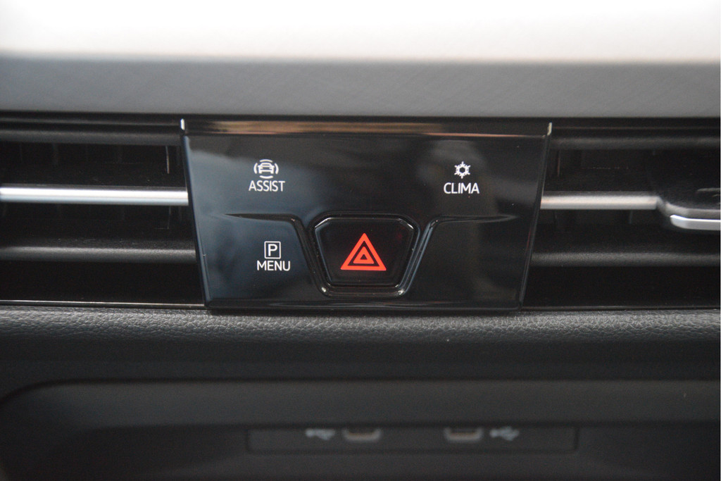 Volkswagen Golf (JRL64R) met abonnement