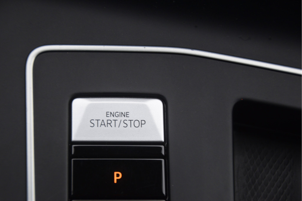 Volkswagen Golf (JRL64R) met abonnement