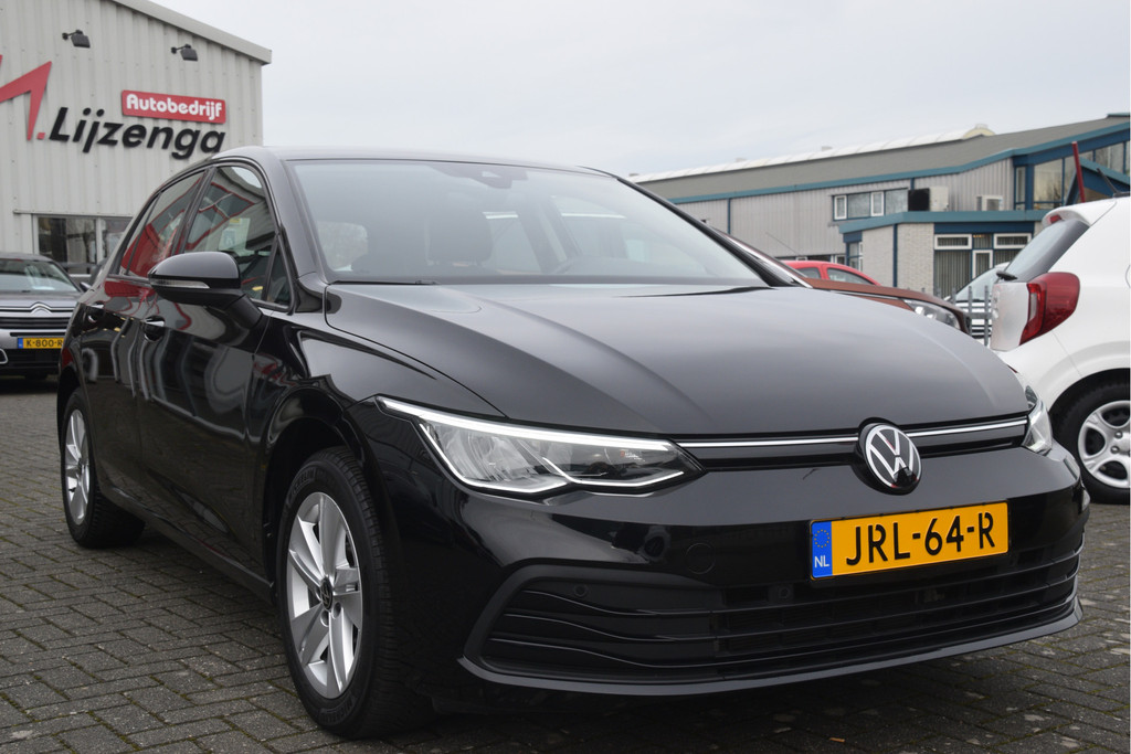 Volkswagen Golf (JRL64R) met abonnement