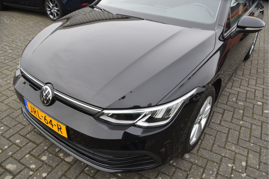 Volkswagen Golf (JRL64R) met abonnement
