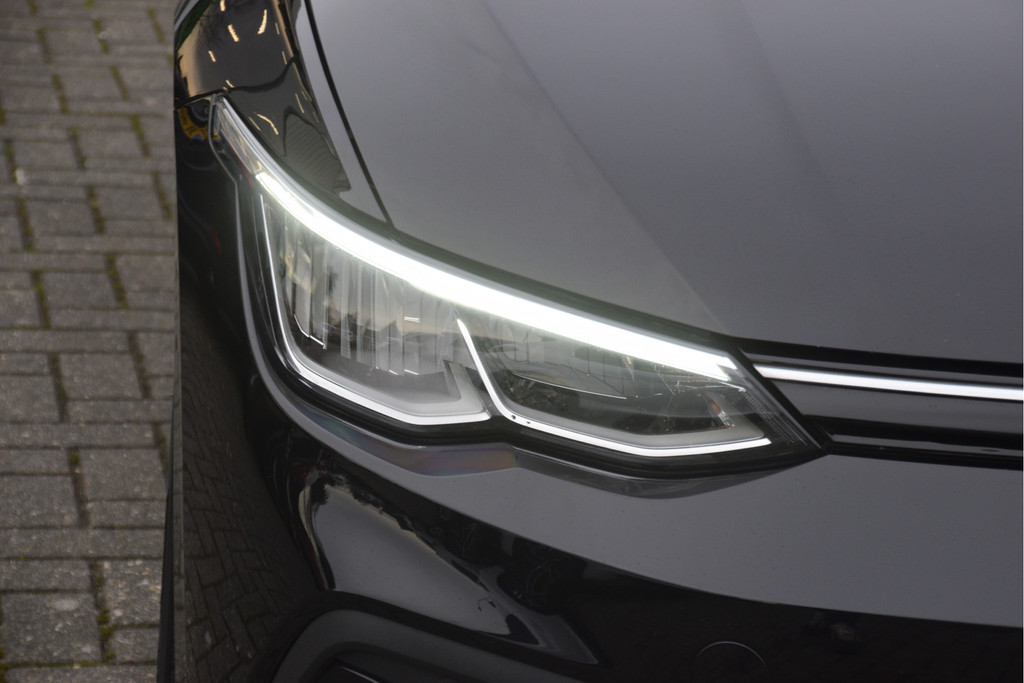 Volkswagen Golf (JRL64R) met abonnement