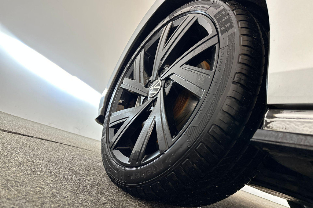 Volkswagen Golf (JVH29H) met abonnement