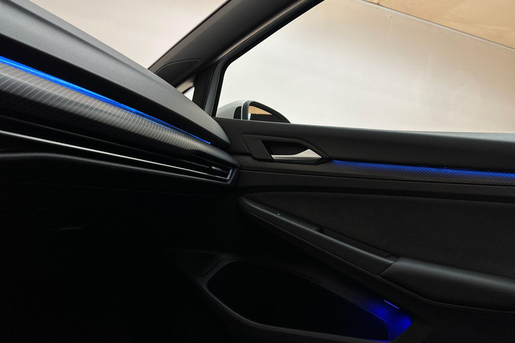 Volkswagen Golf (JVH29H) met abonnement