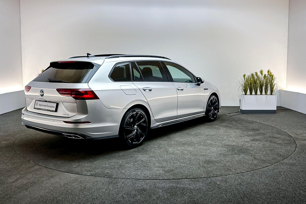 Volkswagen Golf (JVH29H) met abonnement