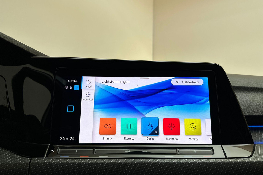 Volkswagen Golf (JVH29H) met abonnement