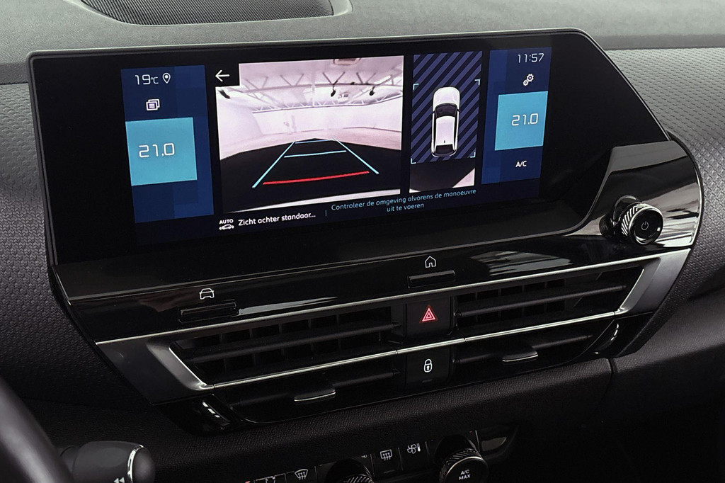 Citroën Ë-C4 (N369LT) met abonnement