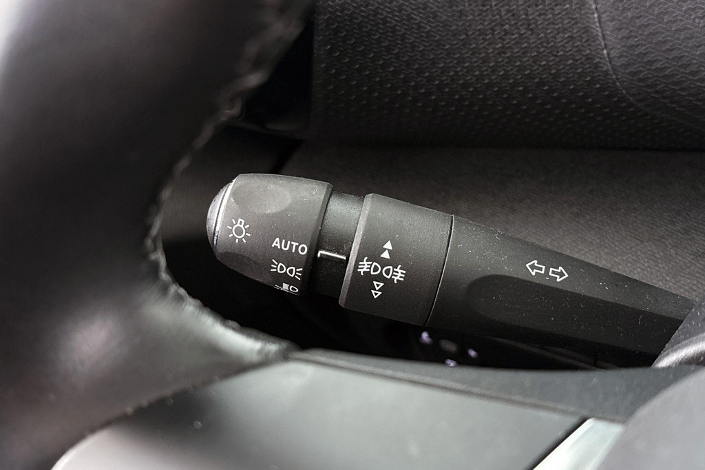 Citroën Ë-C4 (N369LT) met abonnement