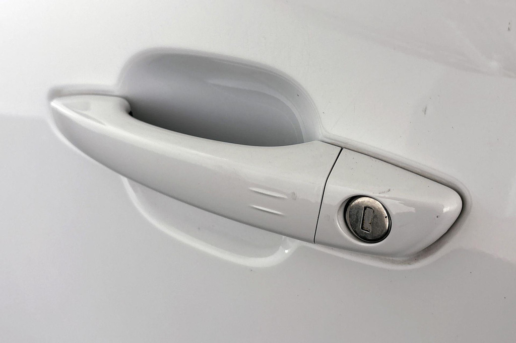 Citroën Ë-C4 (N369LT) met abonnement