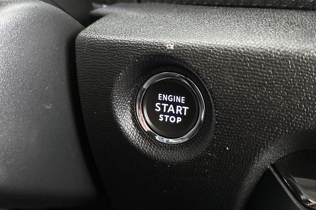 Citroën Ë-C4 (N369LT) met abonnement