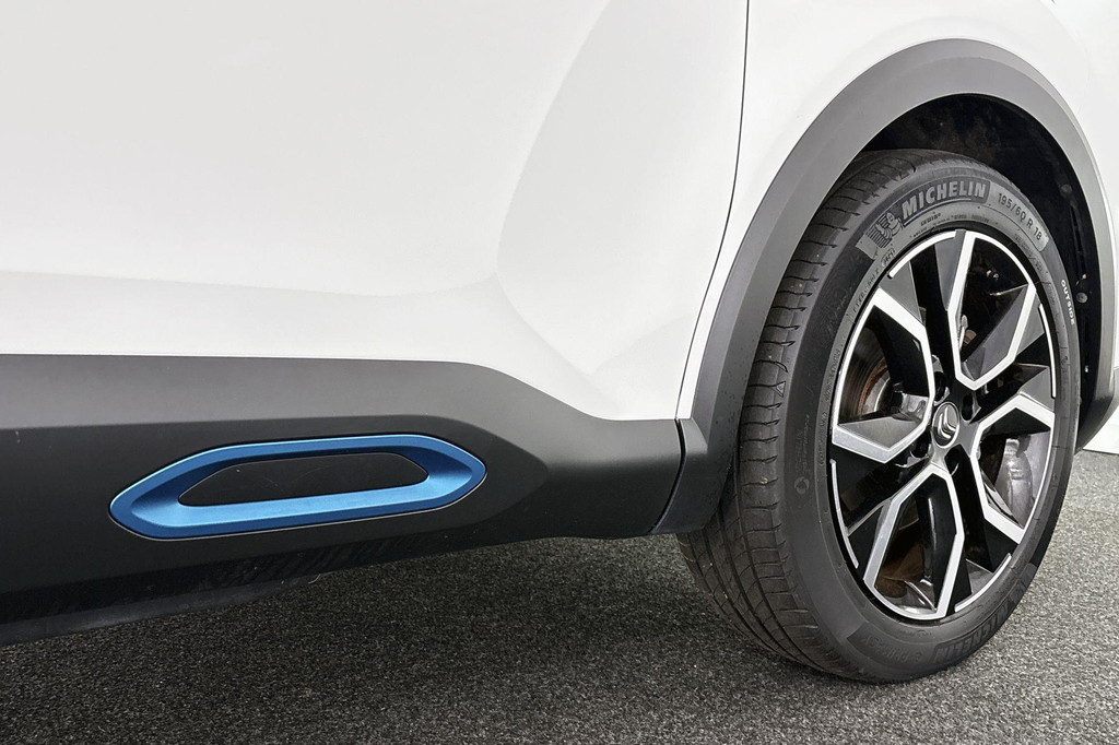 Citroën Ë-C4 (N369LT) met abonnement