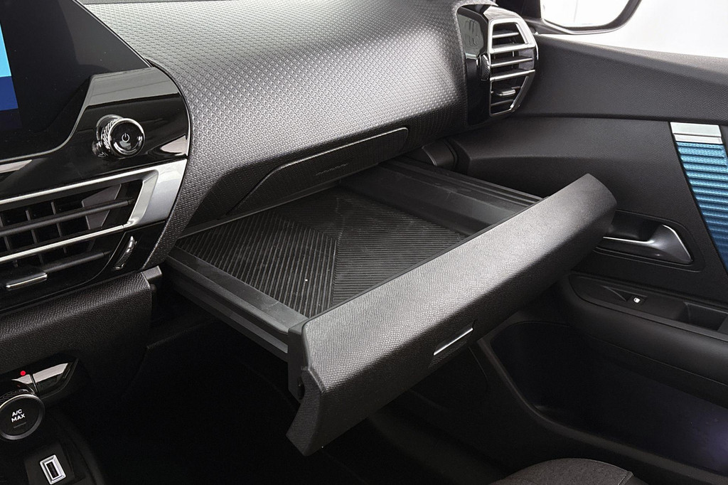 Citroën Ë-C4 (N369LT) met abonnement