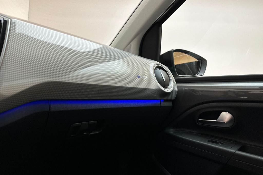 Volkswagen e-up! (JVP80J) met abonnement
